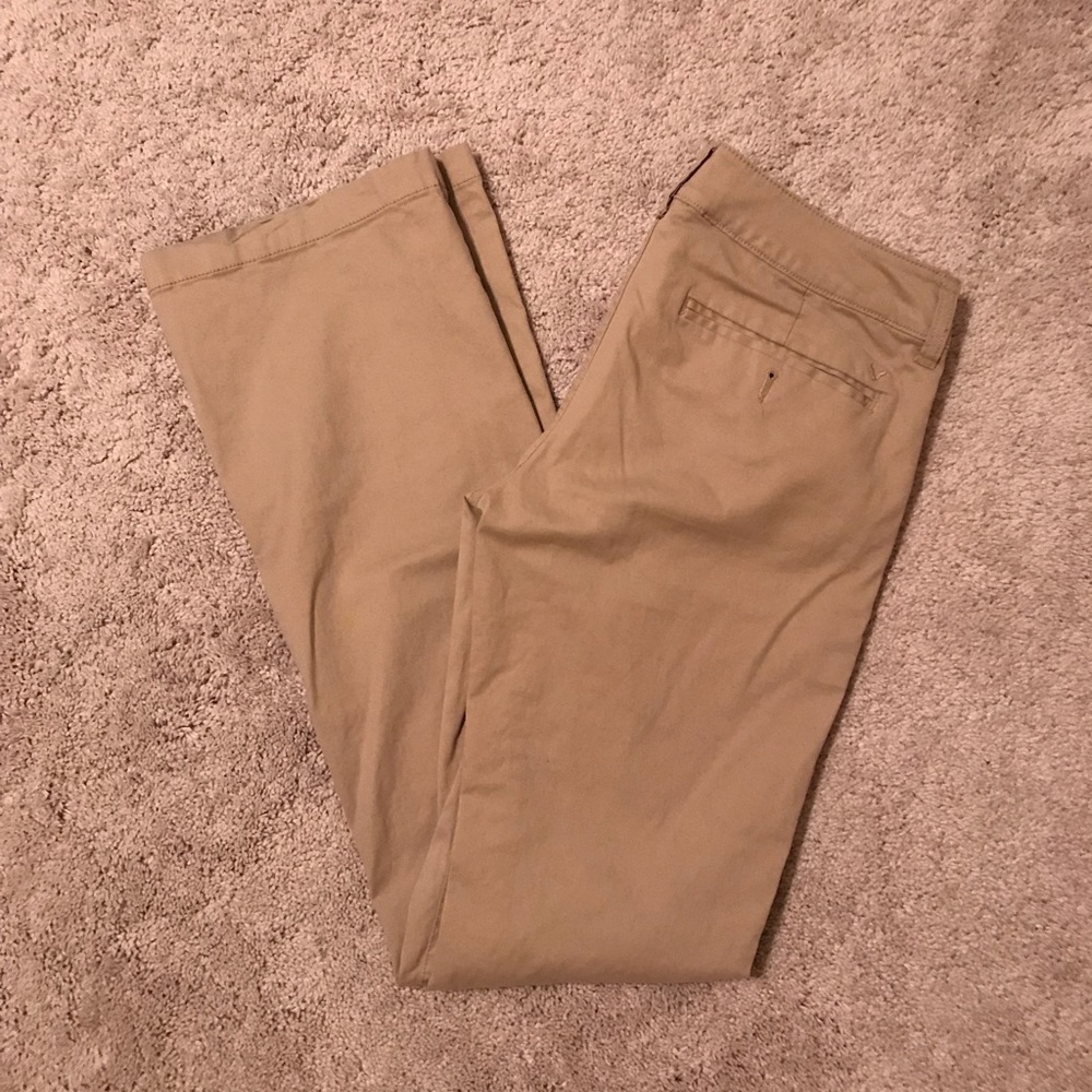 American Eagle Kick Book Khakis 4L